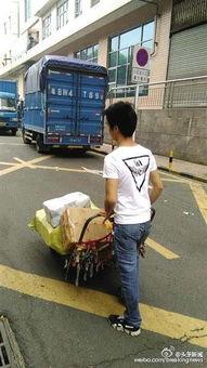 快递员的头条新闻,勇斗歹徒，守护快递安全